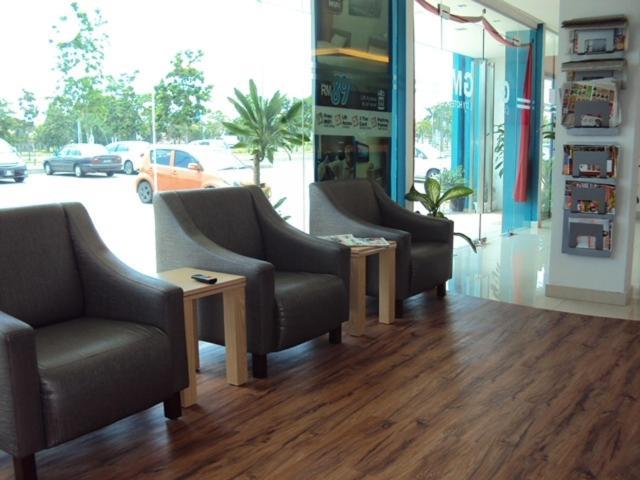 Gm City Hotel Klang Extérieur photo